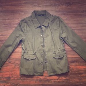 41 hawthorne green jacket size medium. Never worn.